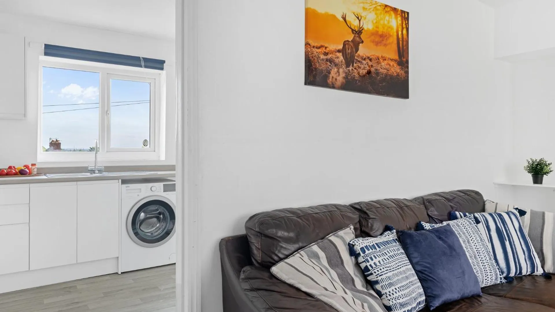 Jasig Apartments - Comfy 3 Bedroom House In Nottingham, Sleeps 6 United Kingdom